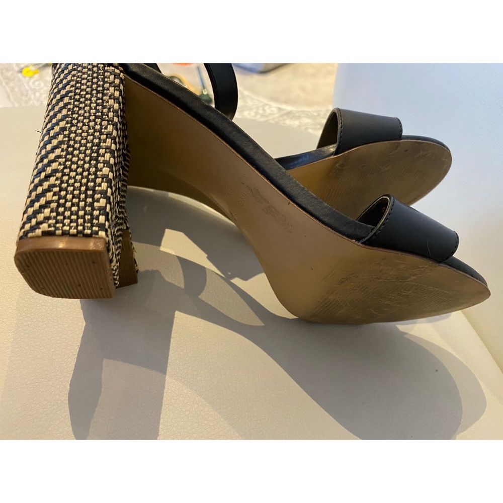 NINE WEST Sandals - Picture 7 of 10